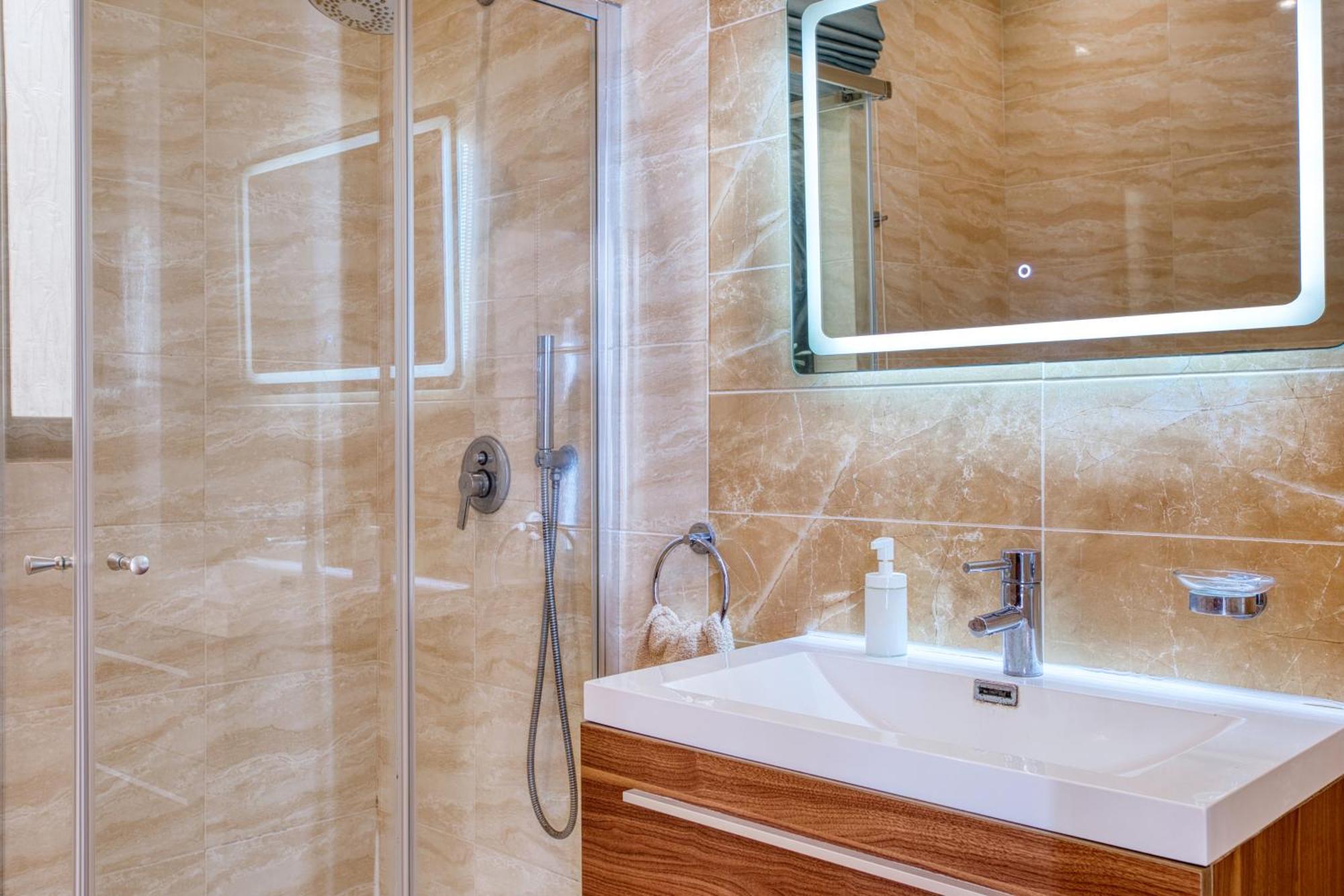 Spacious, Bright, Valley & Sea View Maisonette Шаара Екстер'єр фото